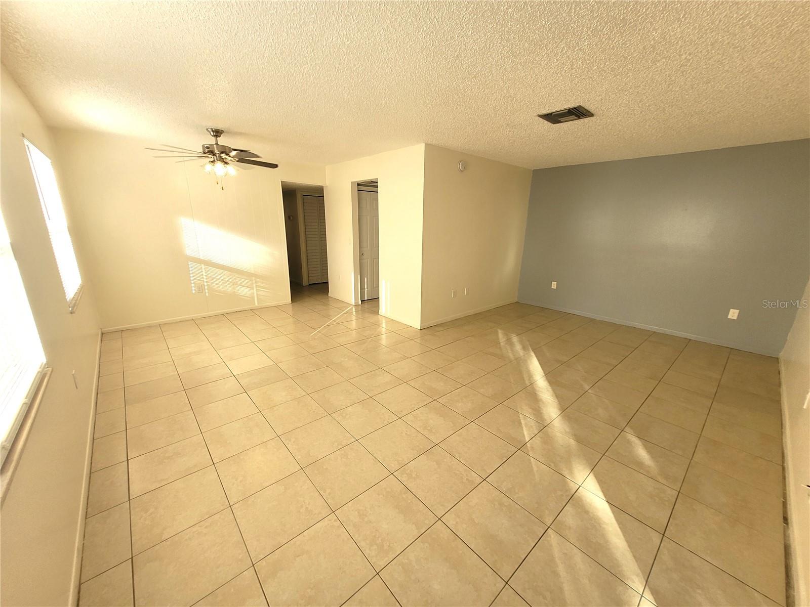 VILLAGE OAKS - Residential Lease