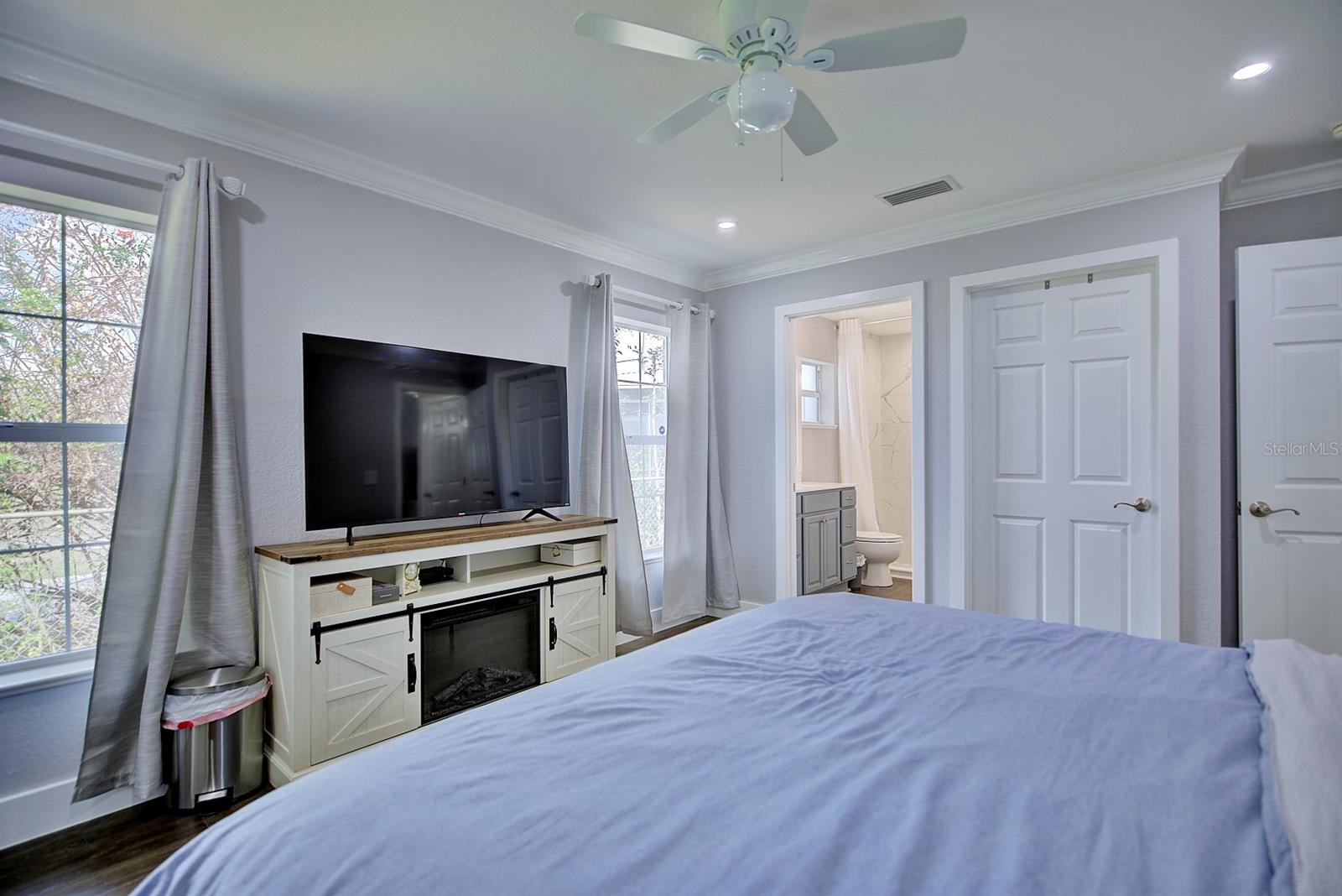 ERIN PARK - Residential