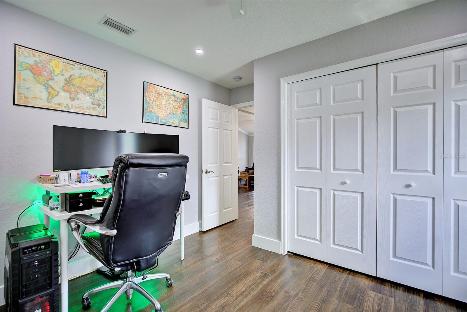 ERIN PARK - Residential