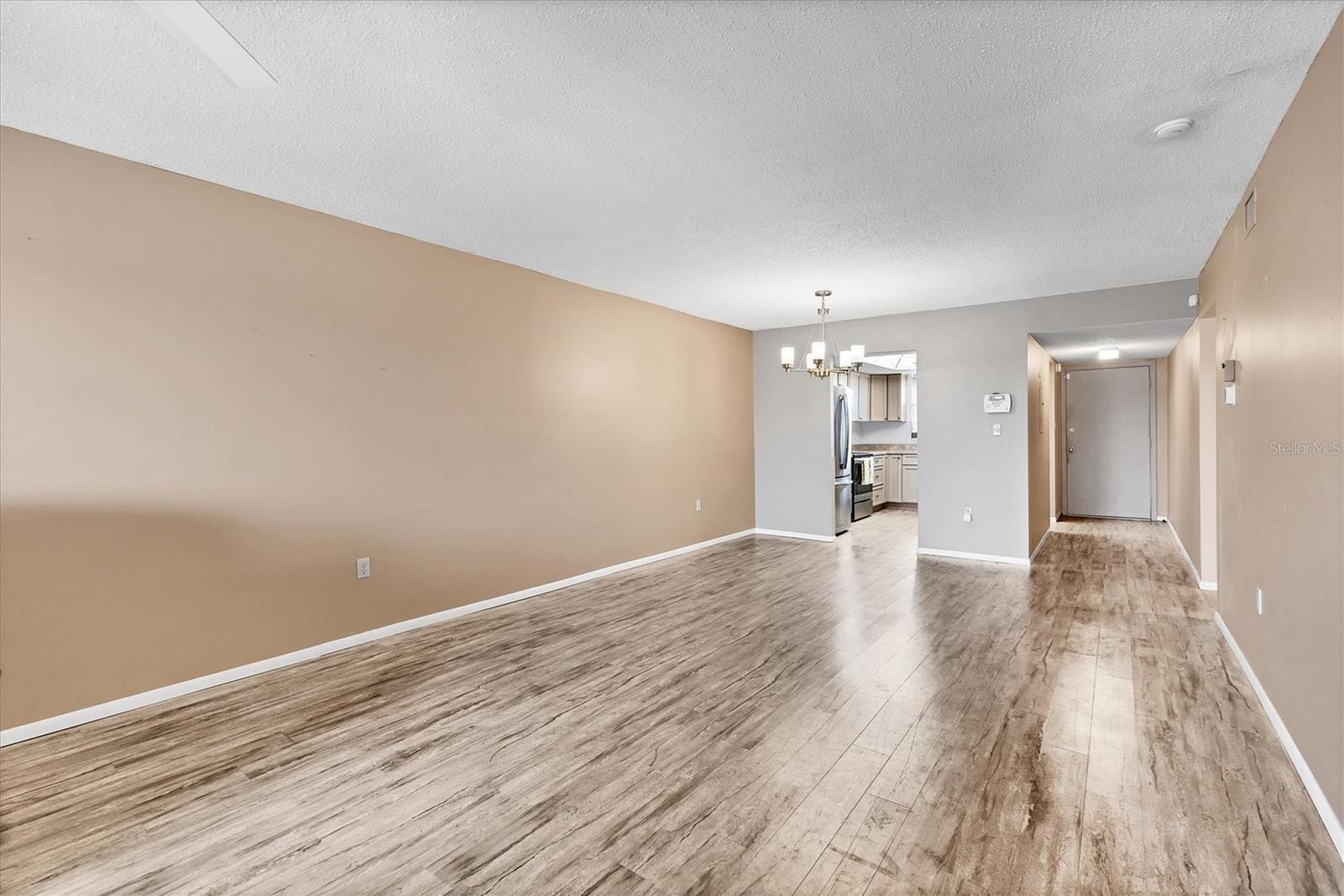 BAYSHORE ON THE LAKE APTS III SEC1 - Residential