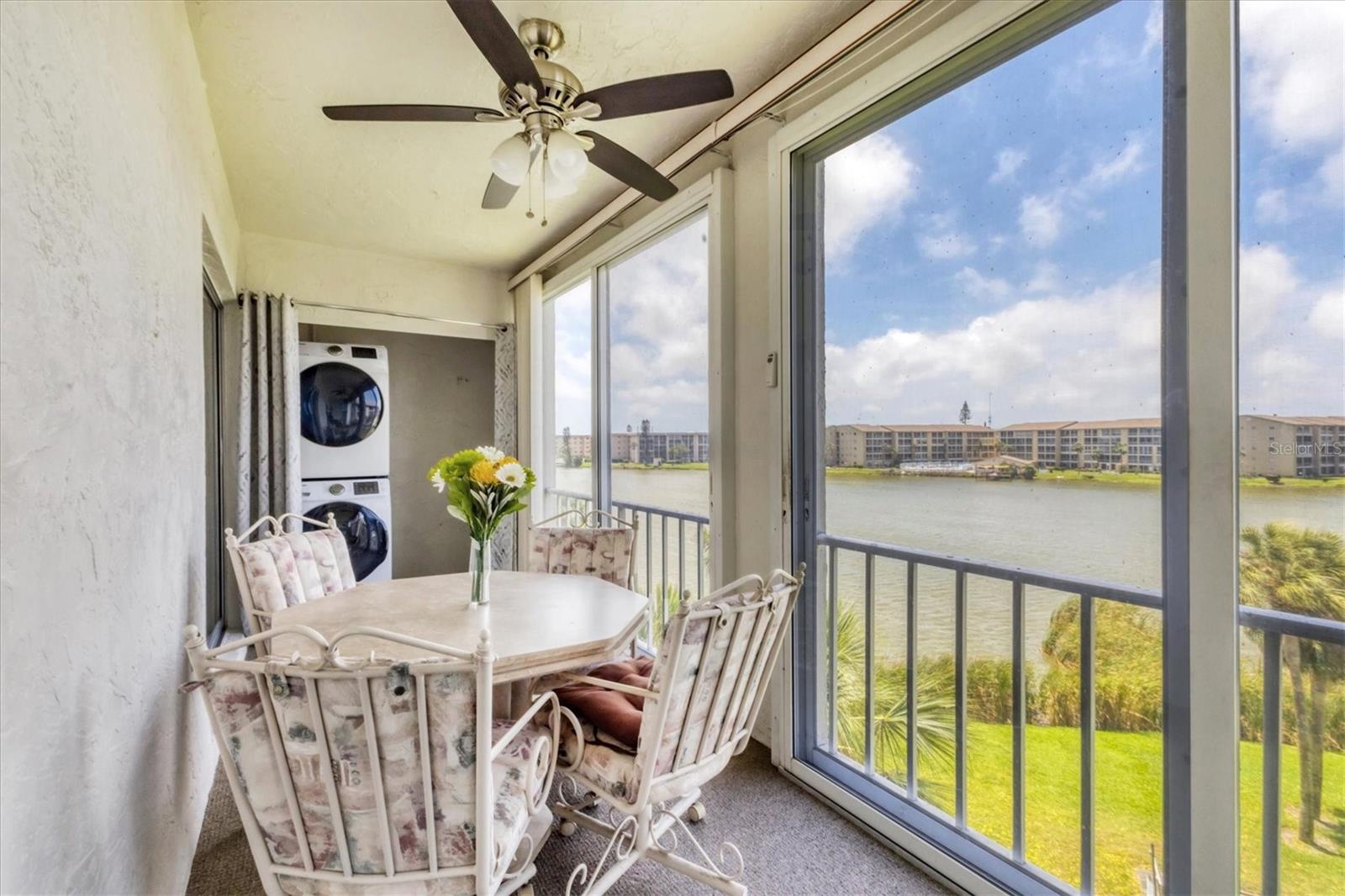 BAYSHORE ON THE LAKE APTS III SEC1 - Residential