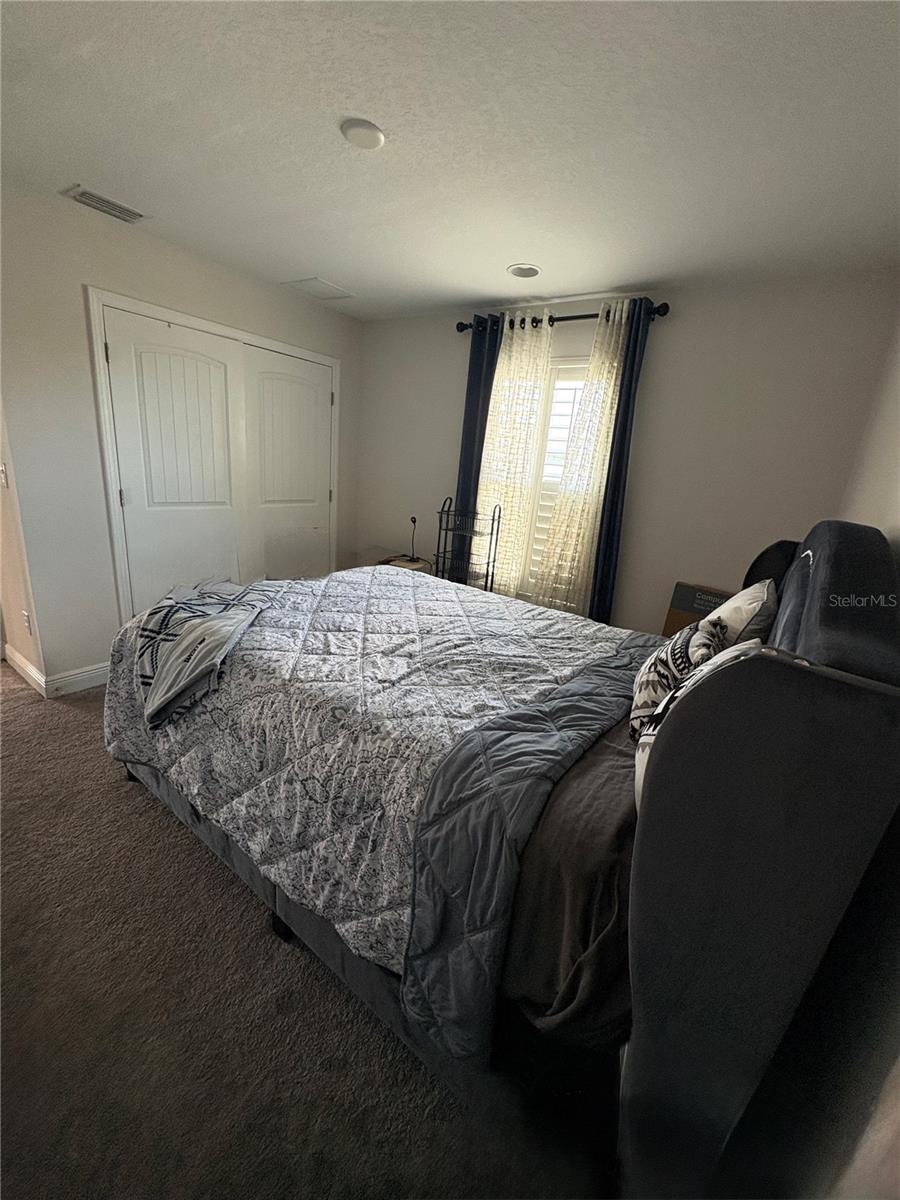 BAND D HAWKSTONE PH 2 - Residential Lease