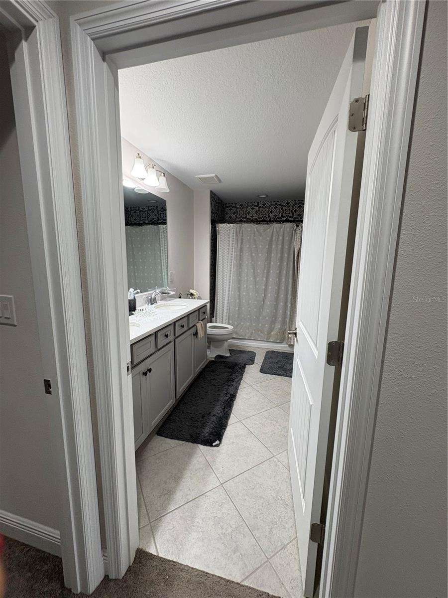 BAND D HAWKSTONE PH 2 - Residential Lease