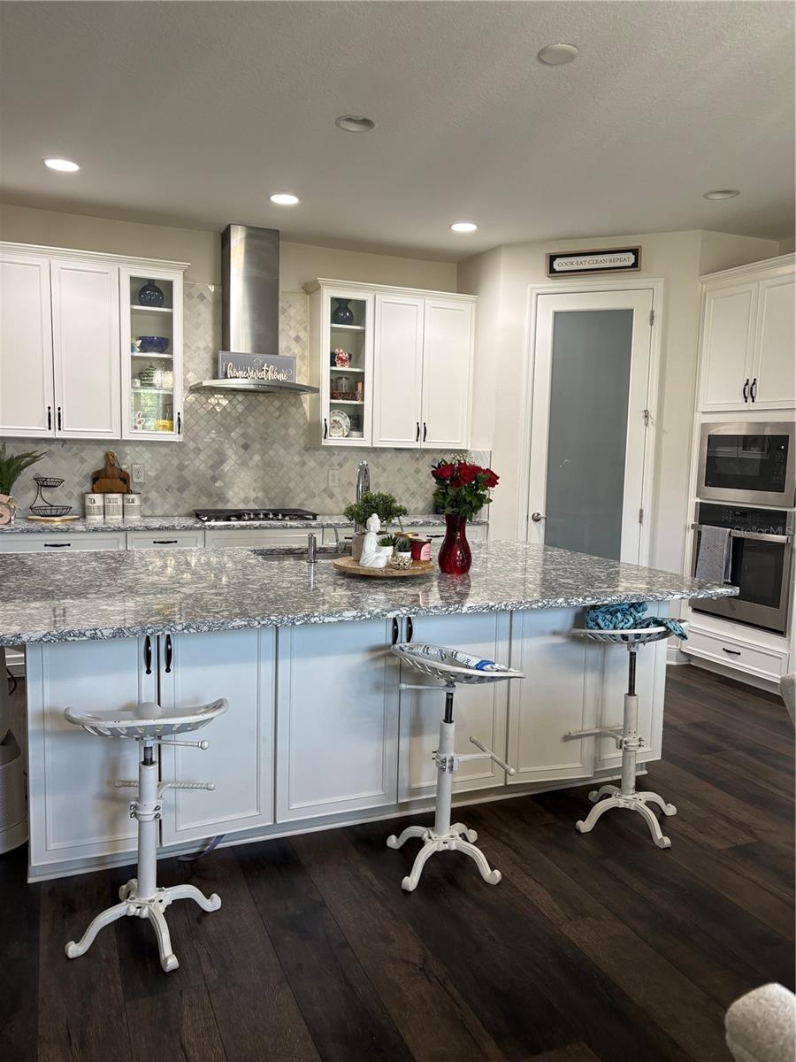 BAND D HAWKSTONE PH 2 - Residential Lease