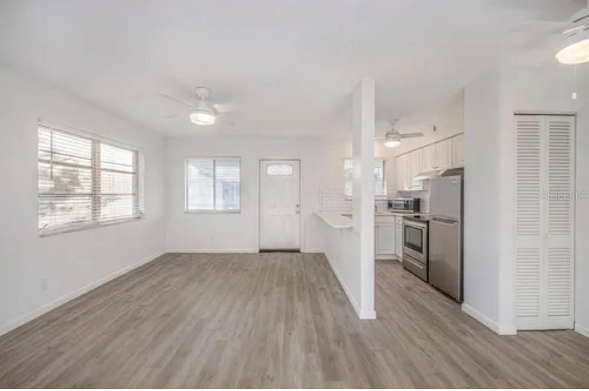 300 35TH AVENUE N F25