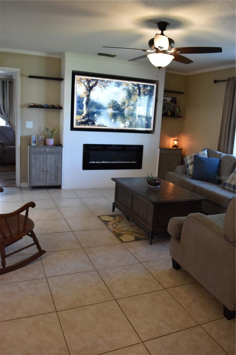 LAKE WEIR GARDENS - Residential