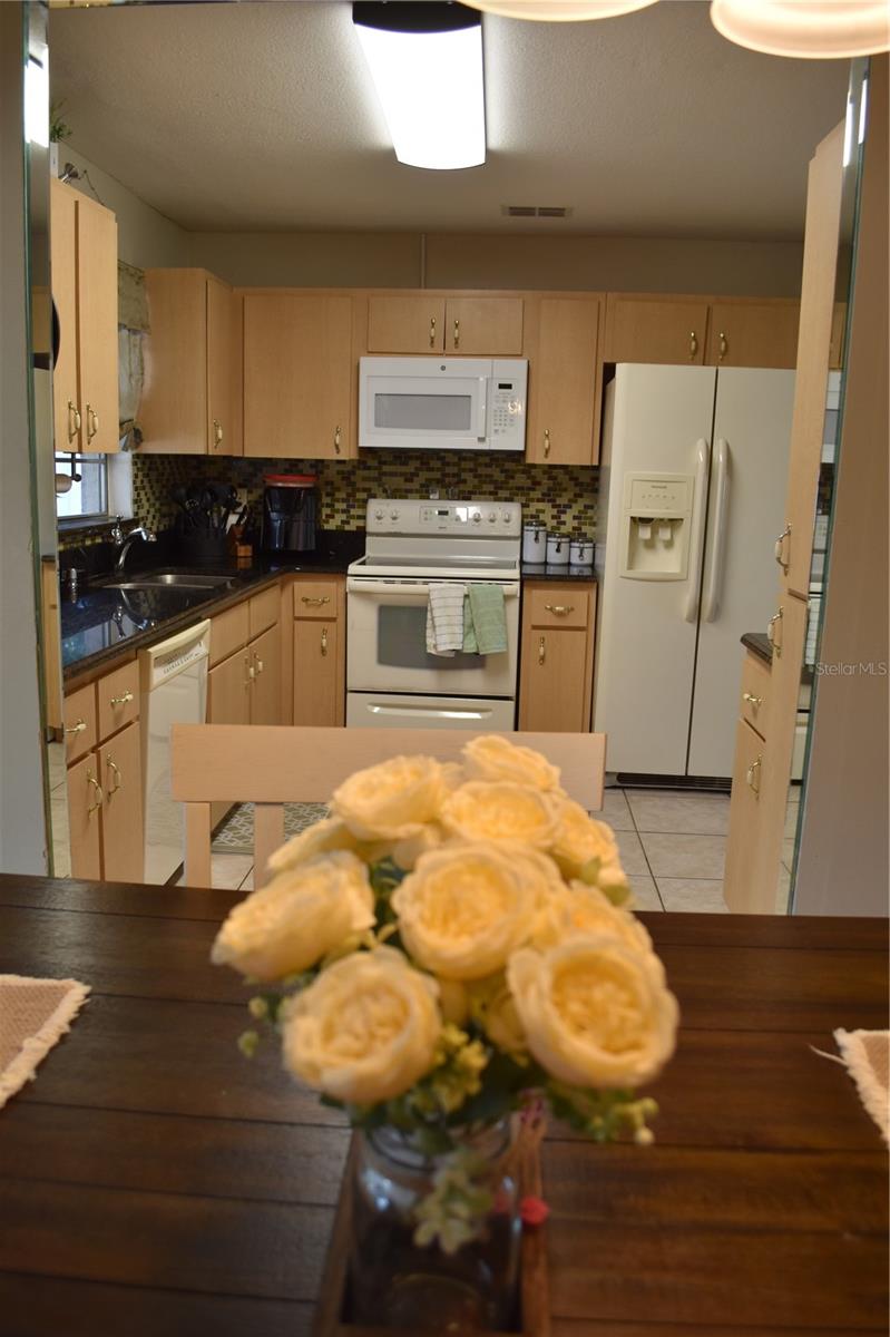 LAKE WEIR GARDENS - Residential