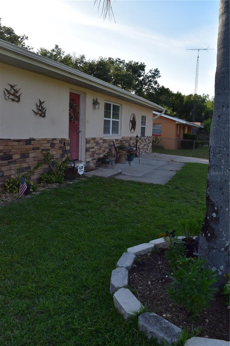 LAKE WEIR GARDENS - Residential