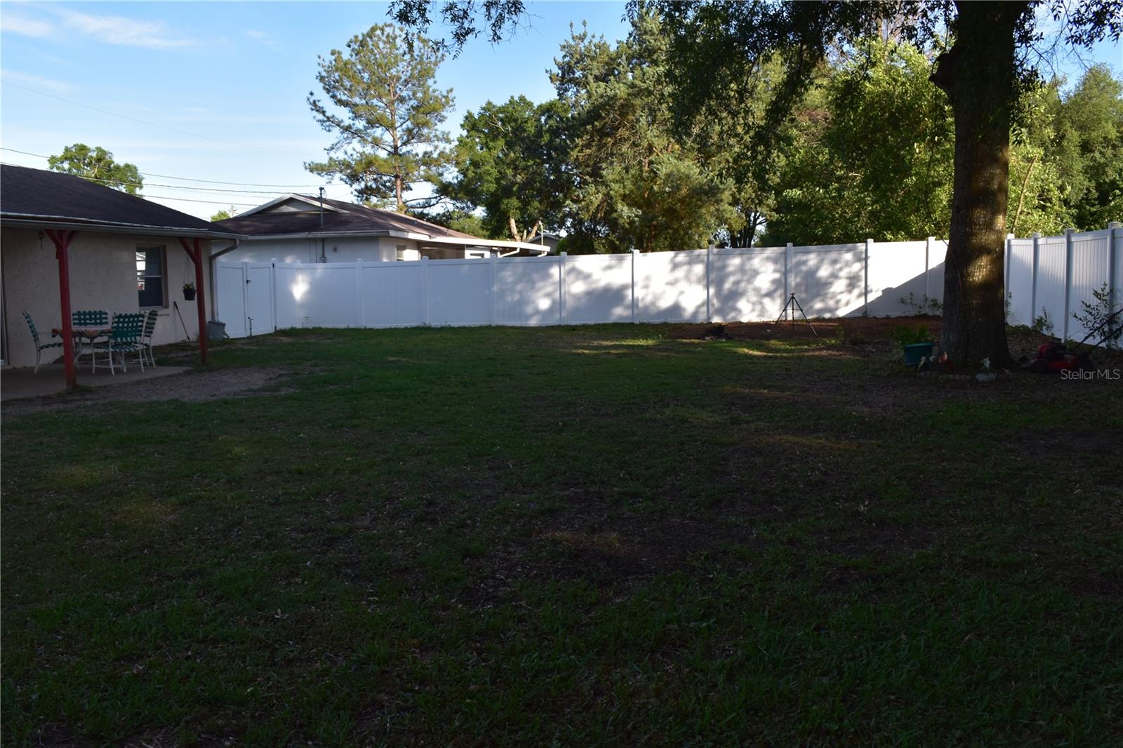 LAKE WEIR GARDENS - Residential