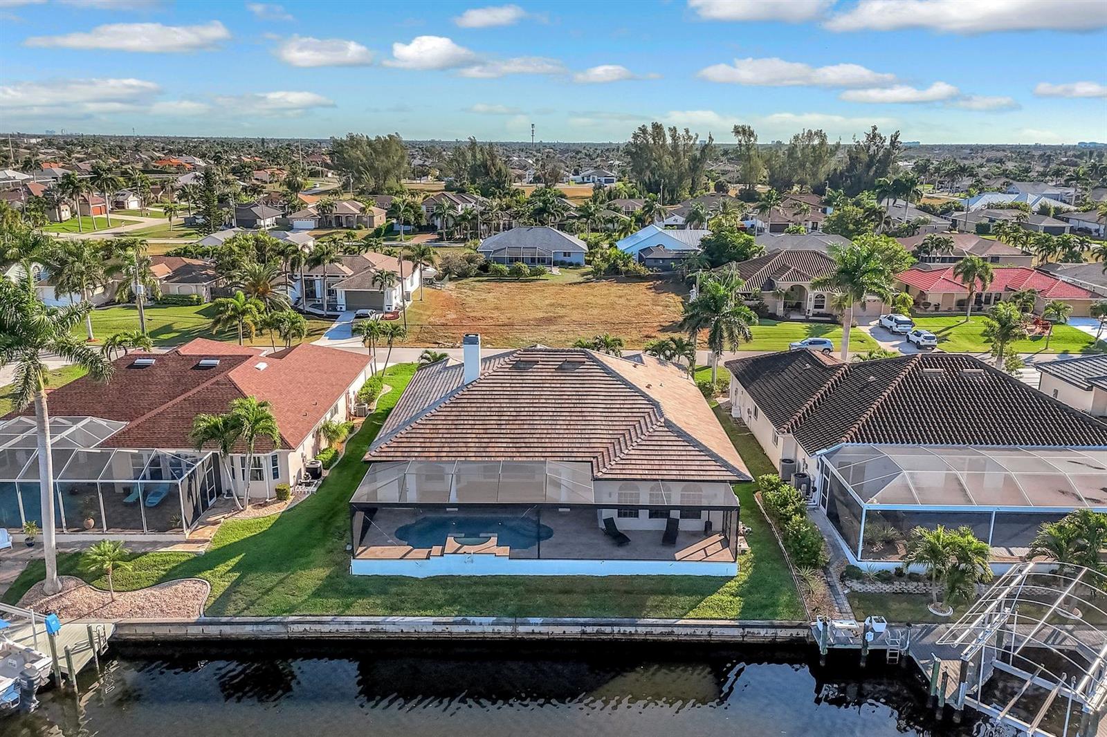 CAPE CORAL - Residential