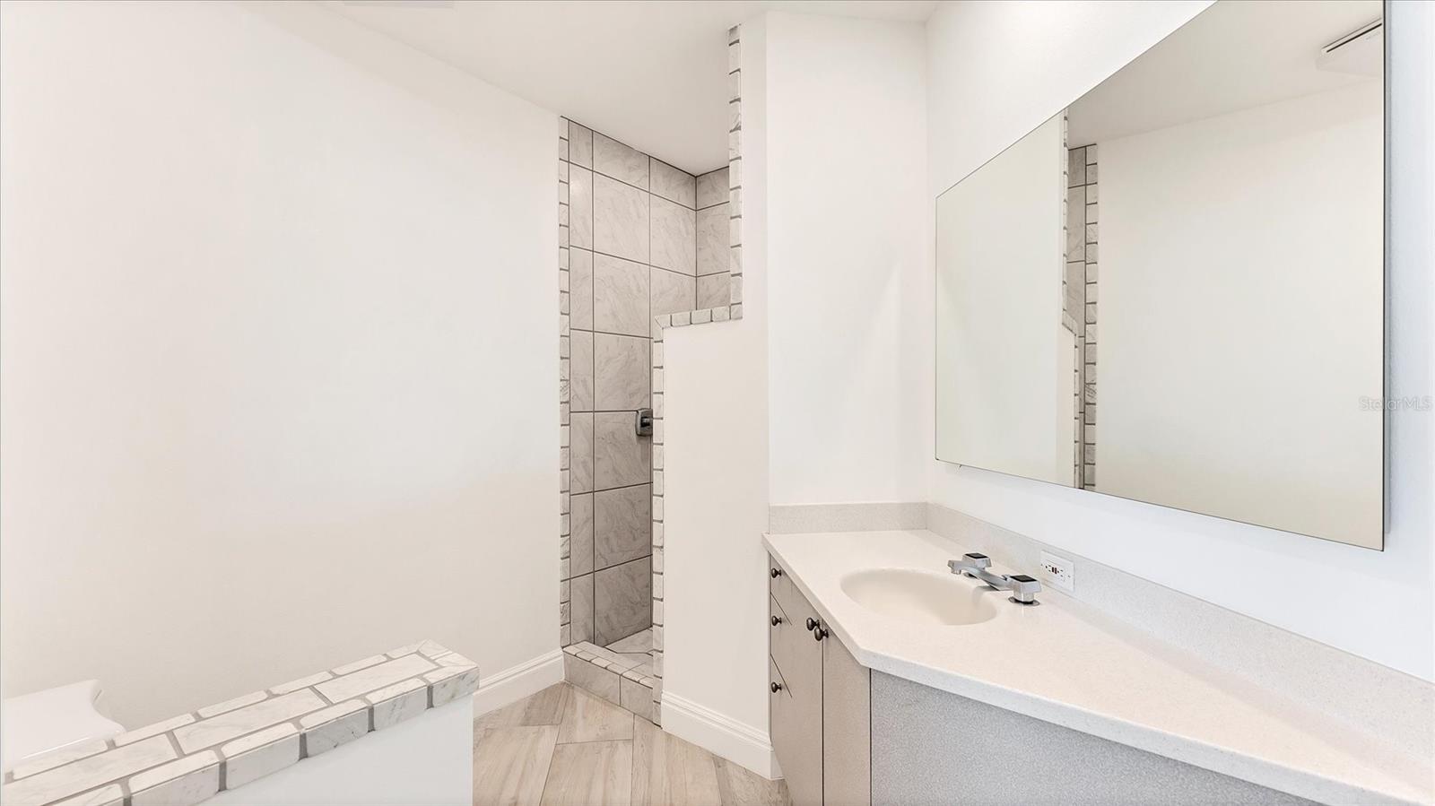 BIRD KEY SUB - Residential