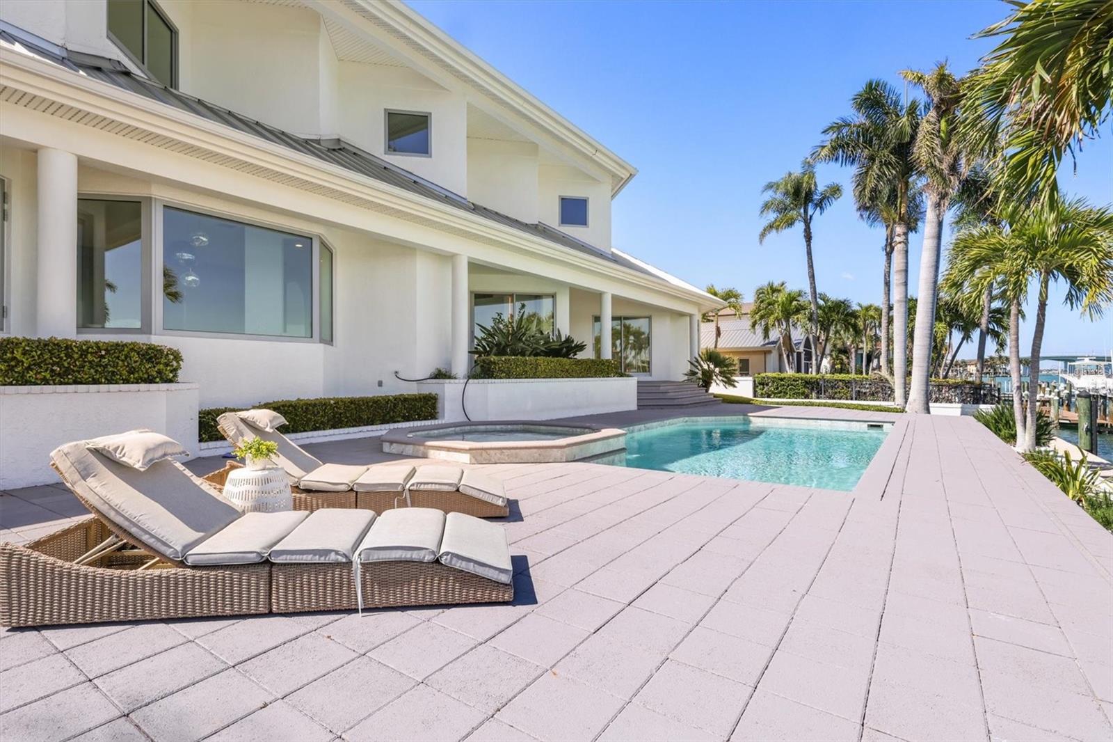 BIRD KEY SUB - Residential