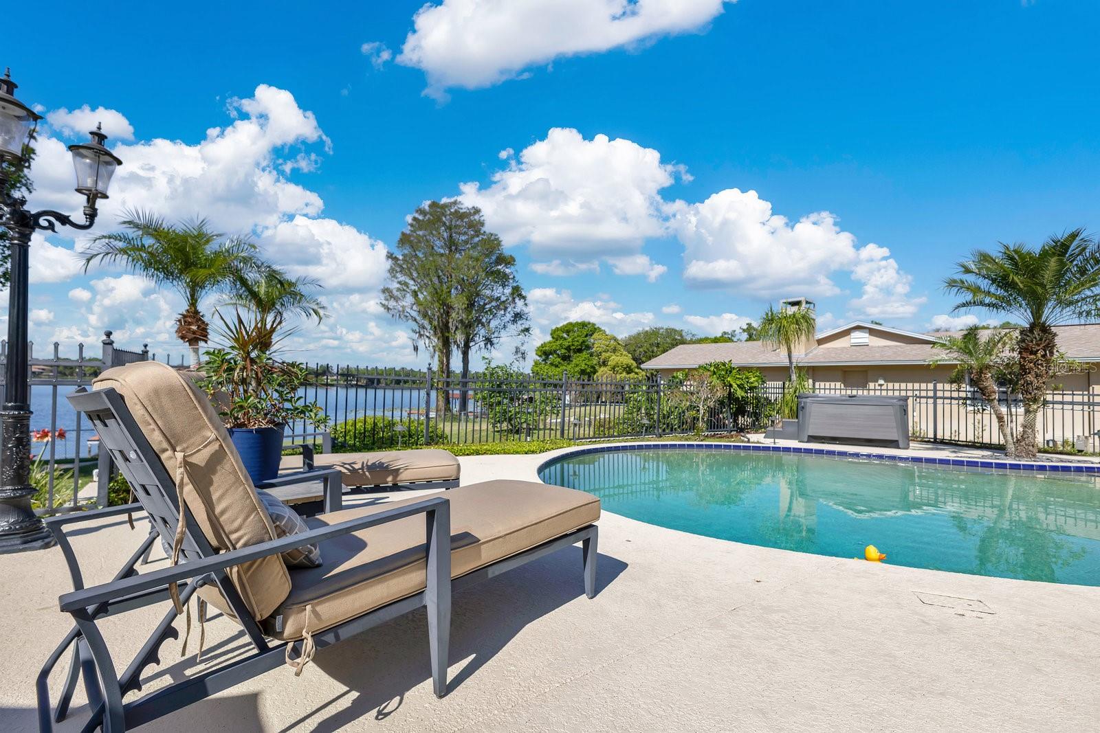 KENILWORTH SHORES SEC 06 - Residential