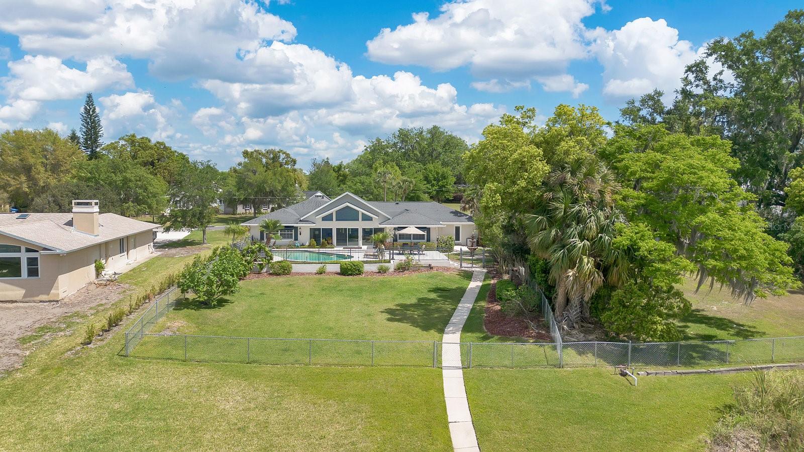 KENILWORTH SHORES SEC 06 - Residential