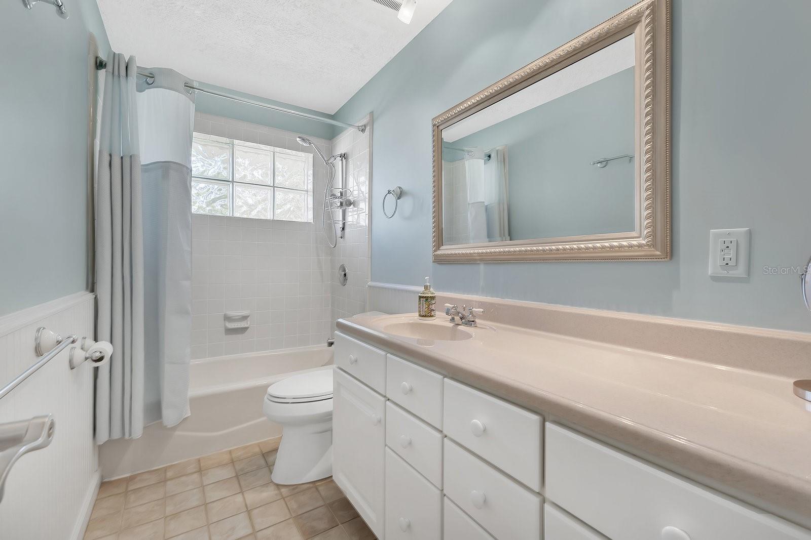 KENILWORTH SHORES SEC 06 - Residential