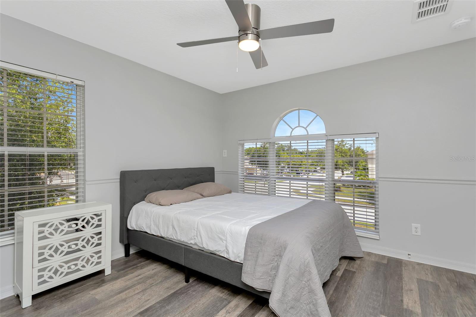 HIGHLAND RIDGE - Residential