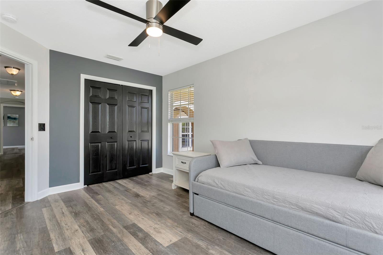 HIGHLAND RIDGE - Residential