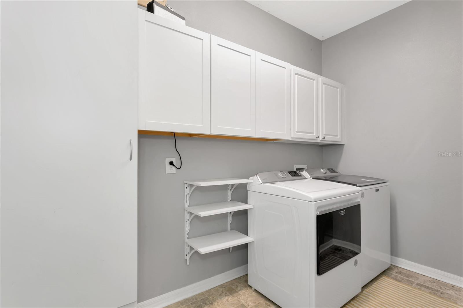 HIGHLAND RIDGE - Residential
