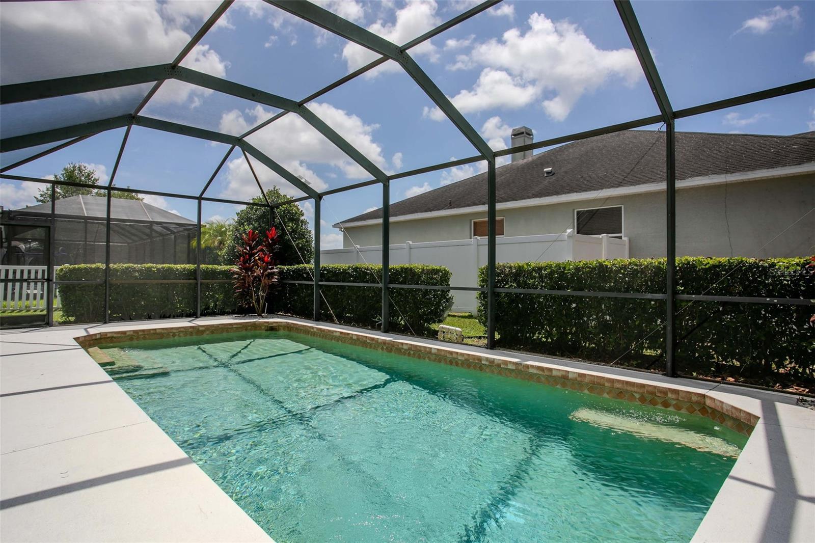 HIGHLAND RIDGE - Residential