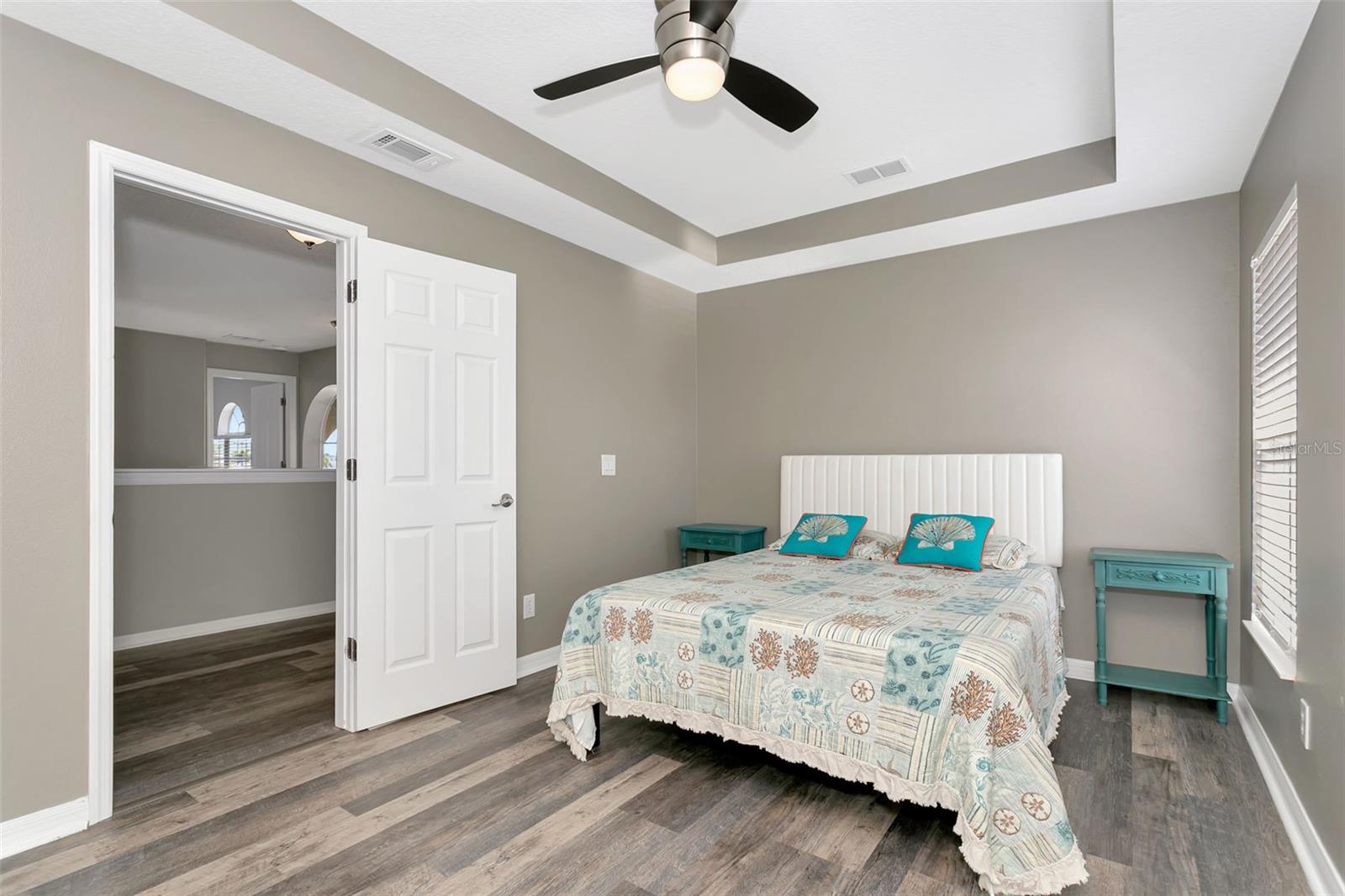 HIGHLAND RIDGE - Residential