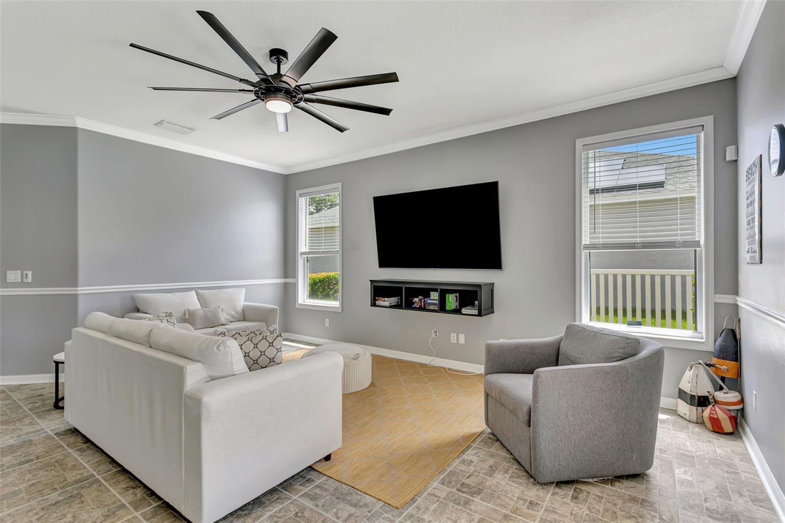 HIGHLAND RIDGE - Residential
