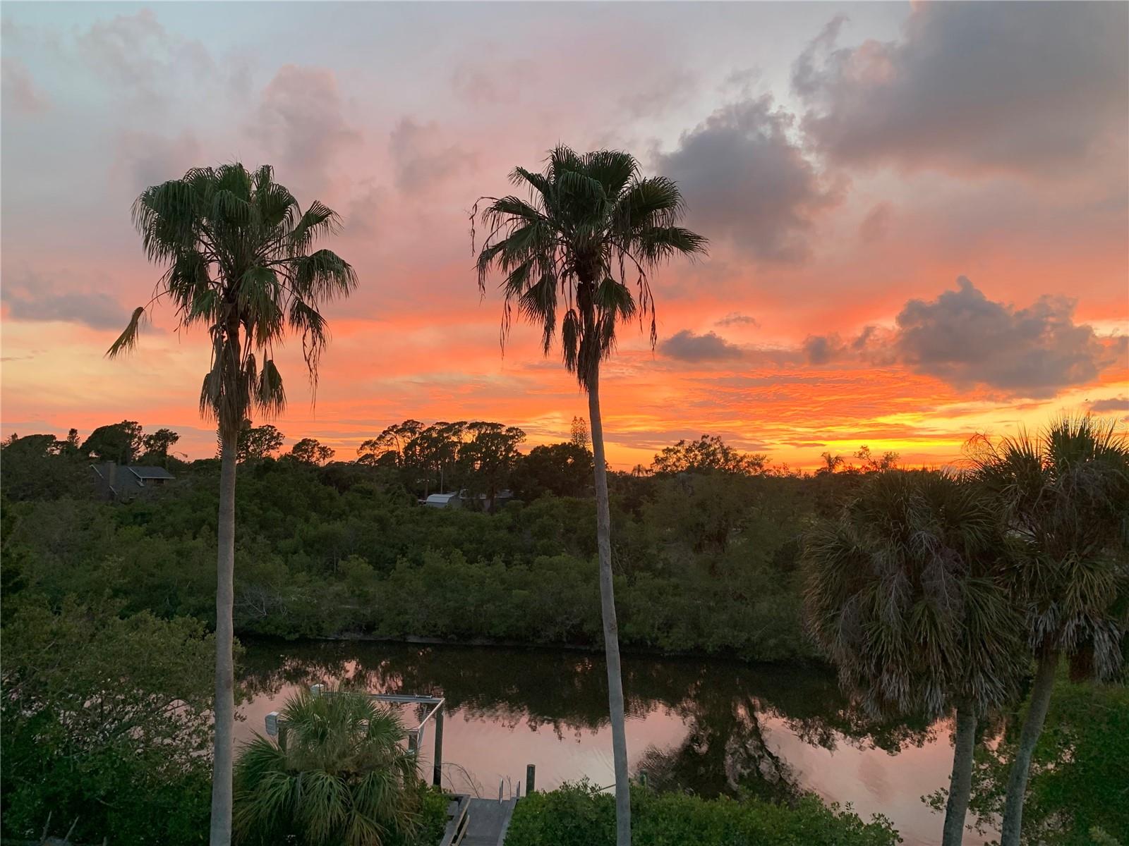 SOUTH VENICE 28 UN 17 - Residential