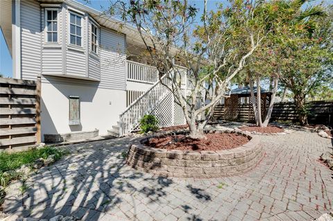 610 ALLIGATOR DRIVE VENICE FL 34293