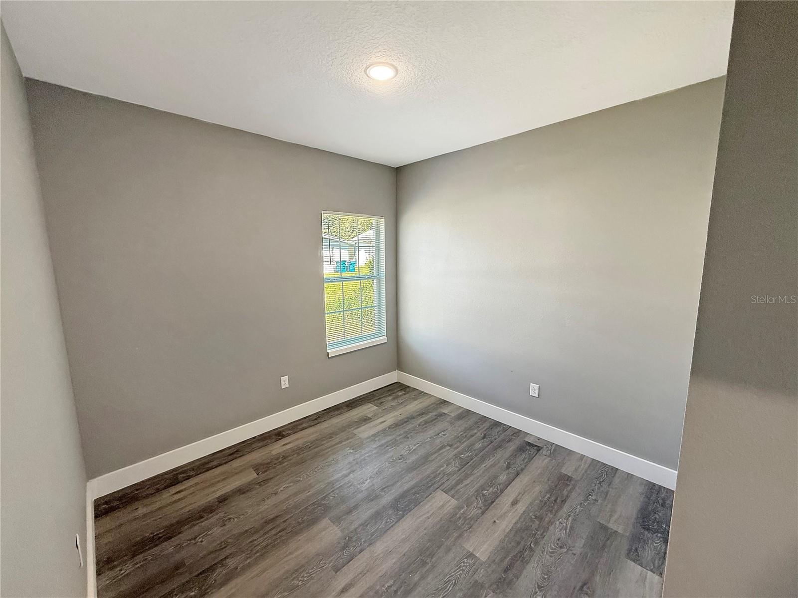 LAKE WALES LAND CO SUB - Residential Lease