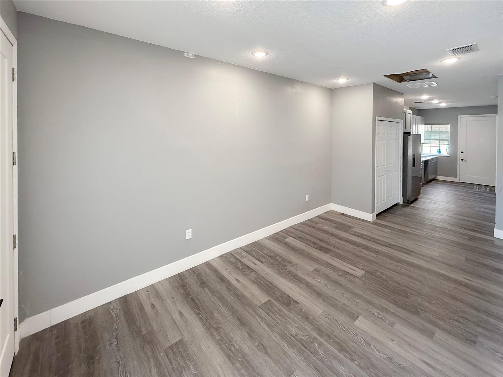 LAKE WALES LAND CO SUB - Residential Lease