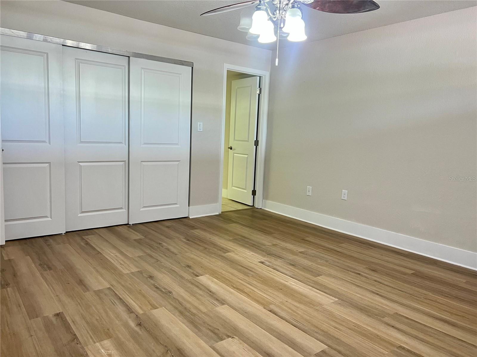 EDGEWATER ARMS 3RD CONDO - Residential
