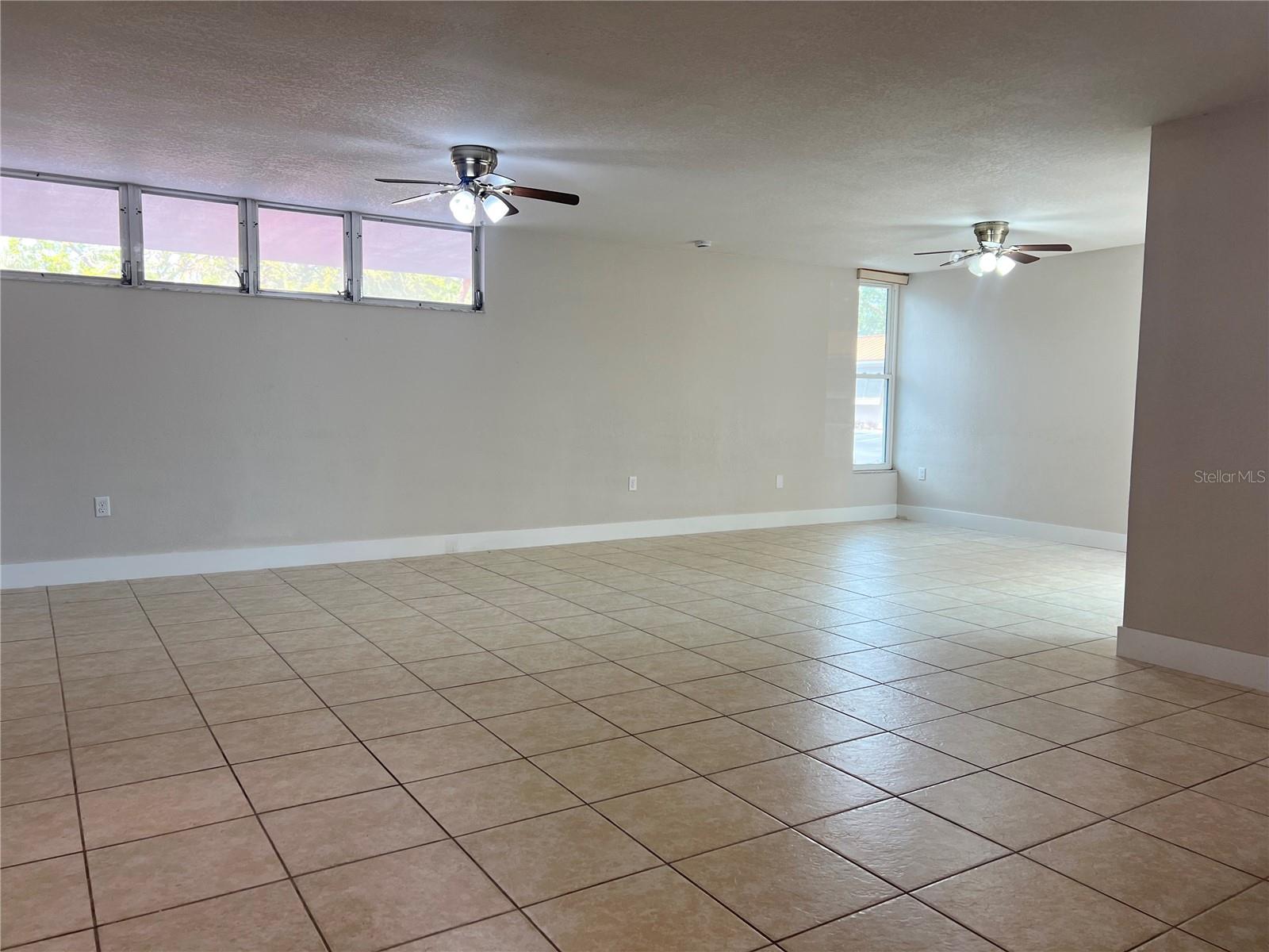 EDGEWATER ARMS 3RD CONDO - Residential