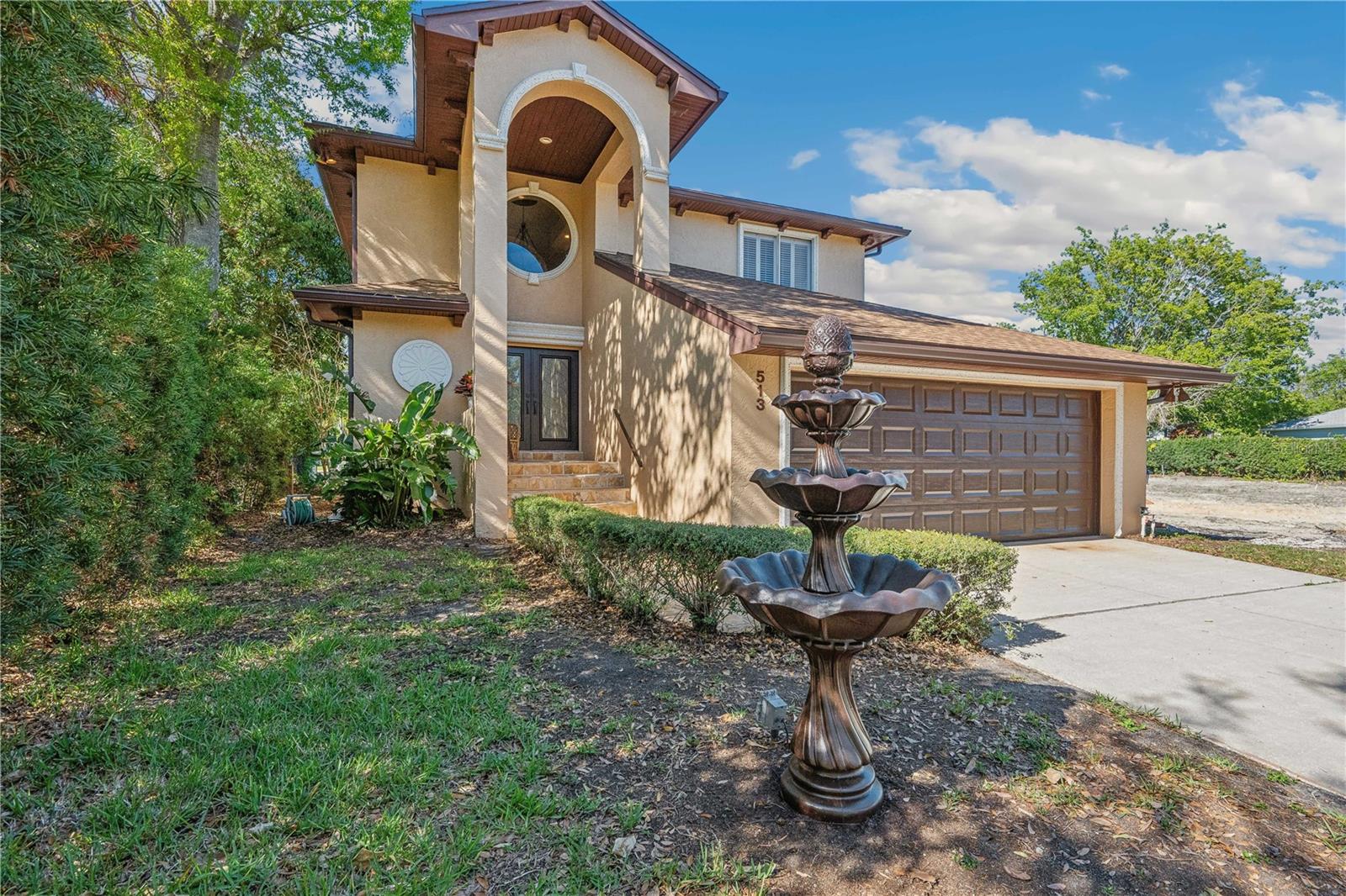 513 SUWANEE CIRCLE