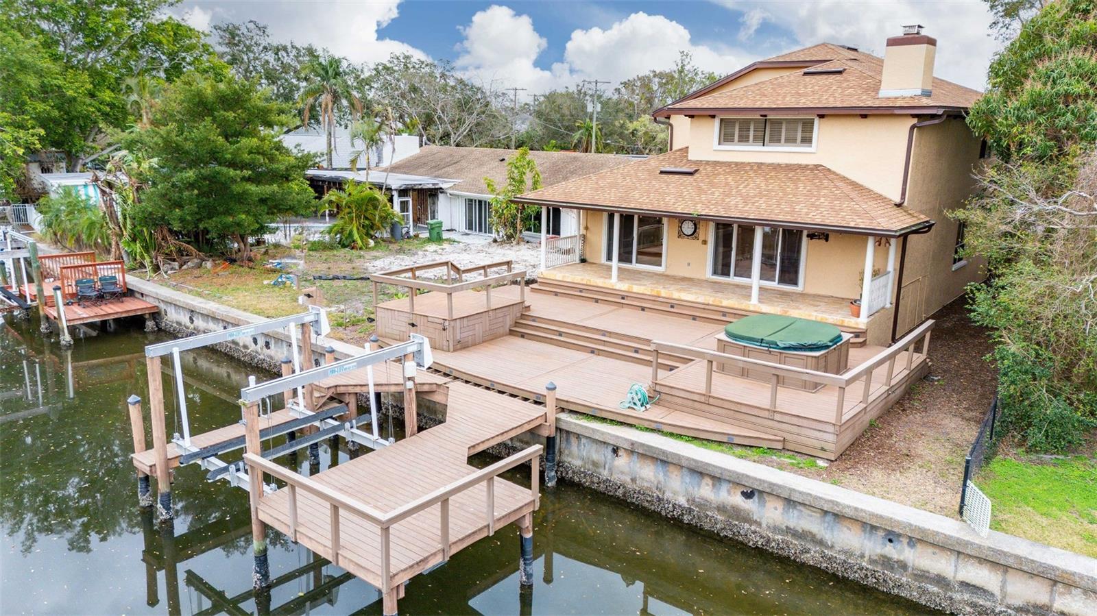 DAVIS ISLANDS PB10 PG52 TO 57 - Residential
