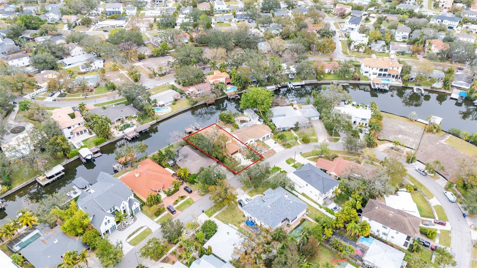 DAVIS ISLANDS PB10 PG52 TO 57 - Residential