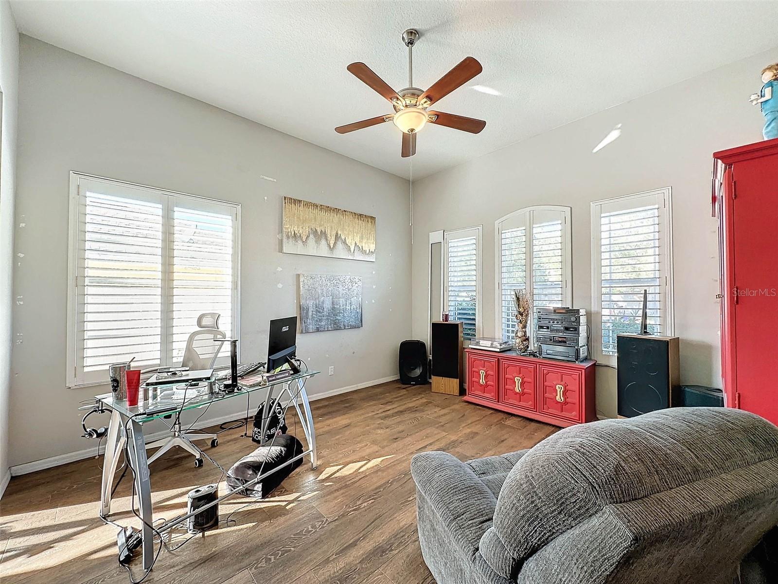 STERLING HILLS PHASE 1B - Residential