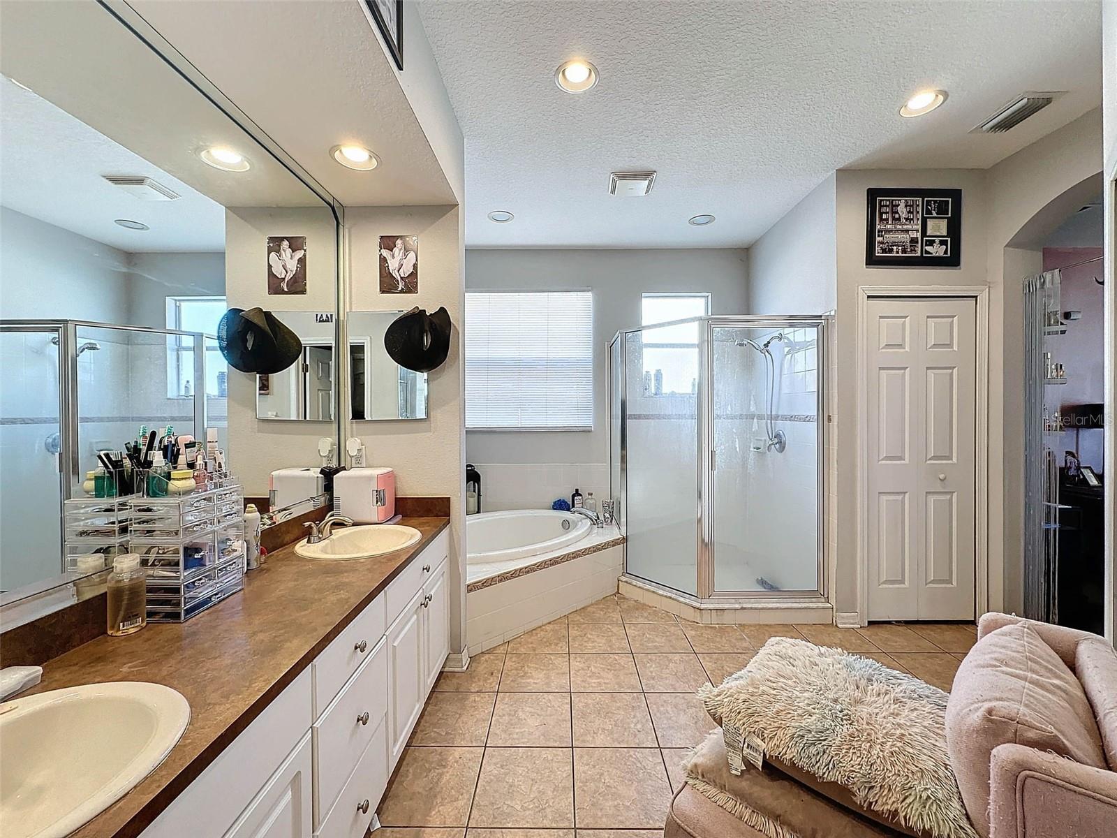 STERLING HILLS PHASE 1B - Residential