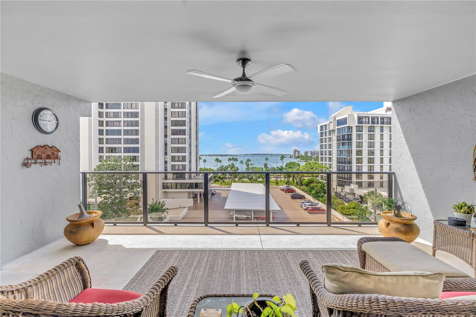 PALM PLACE - Residential