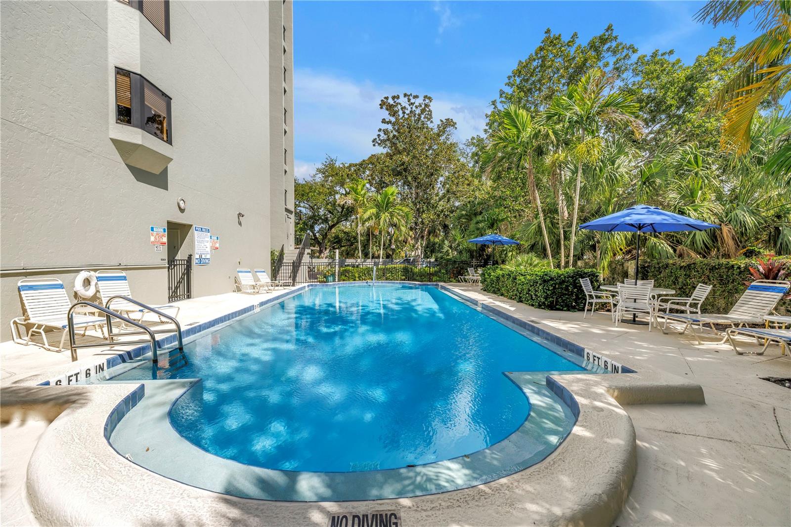 PALM PLACE - Residential