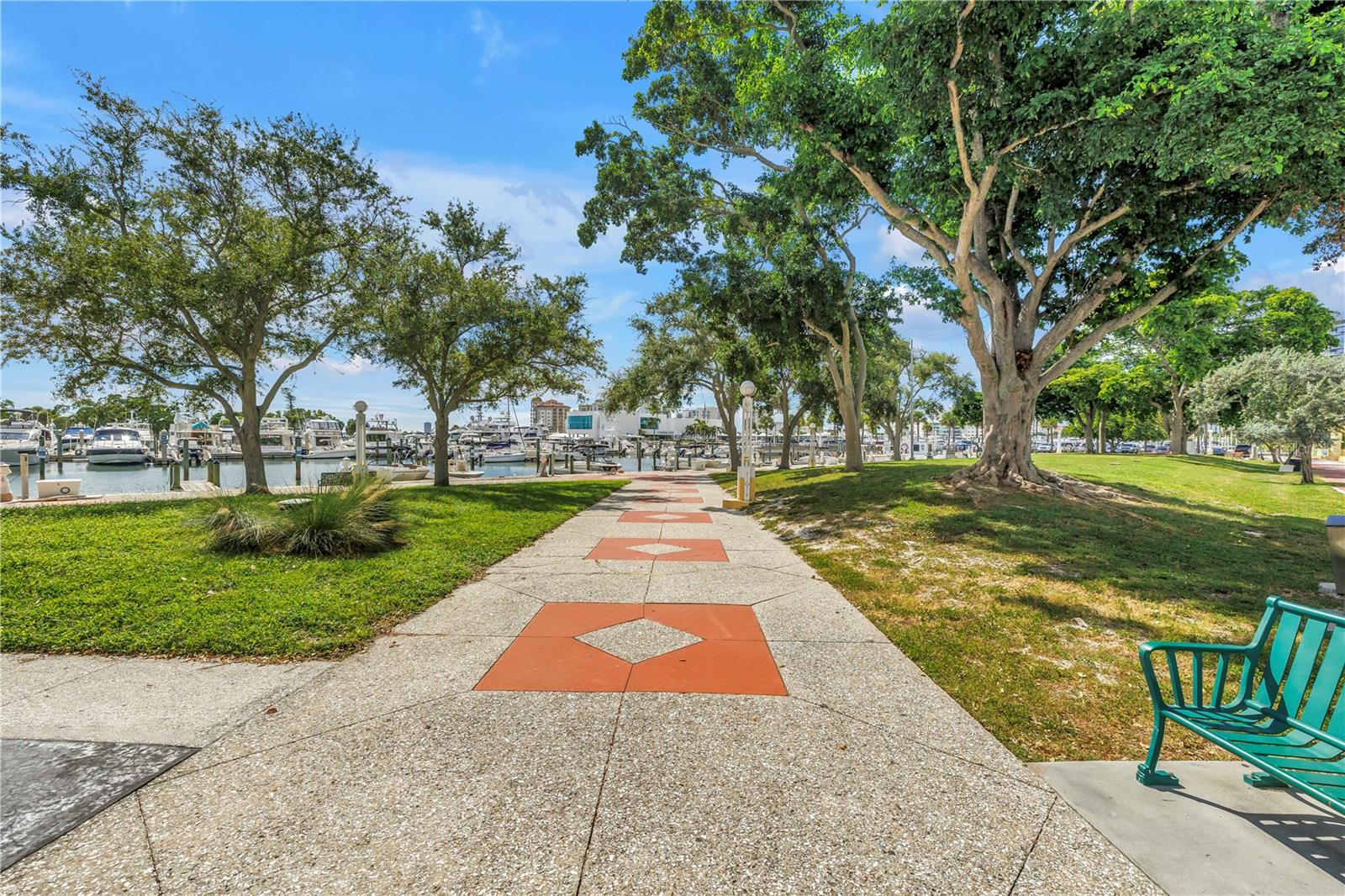 PALM PLACE - Residential