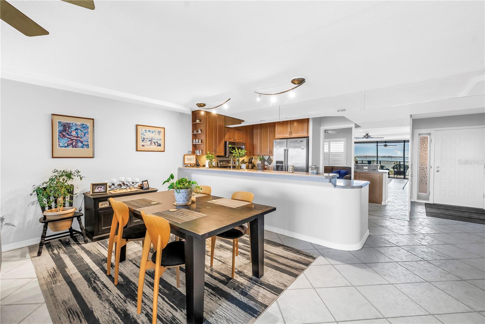 PALM PLACE - Residential