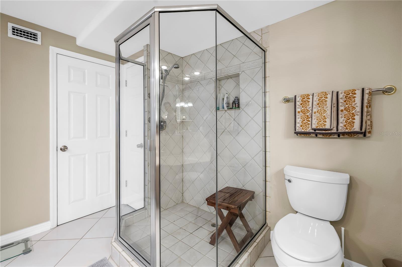 PALM PLACE - Residential