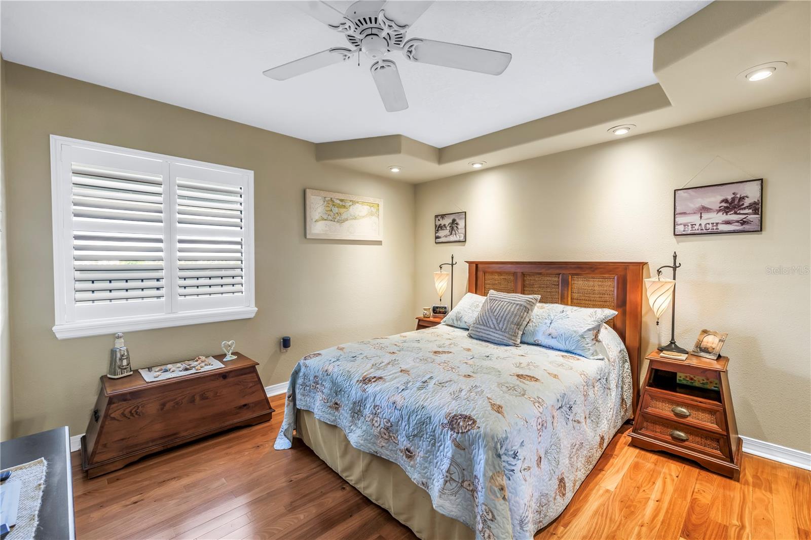 PALM PLACE - Residential