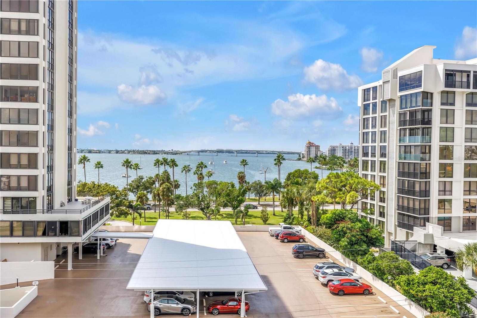 PALM PLACE - Residential