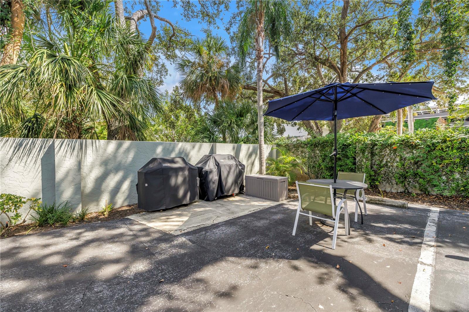 PALM PLACE - Residential