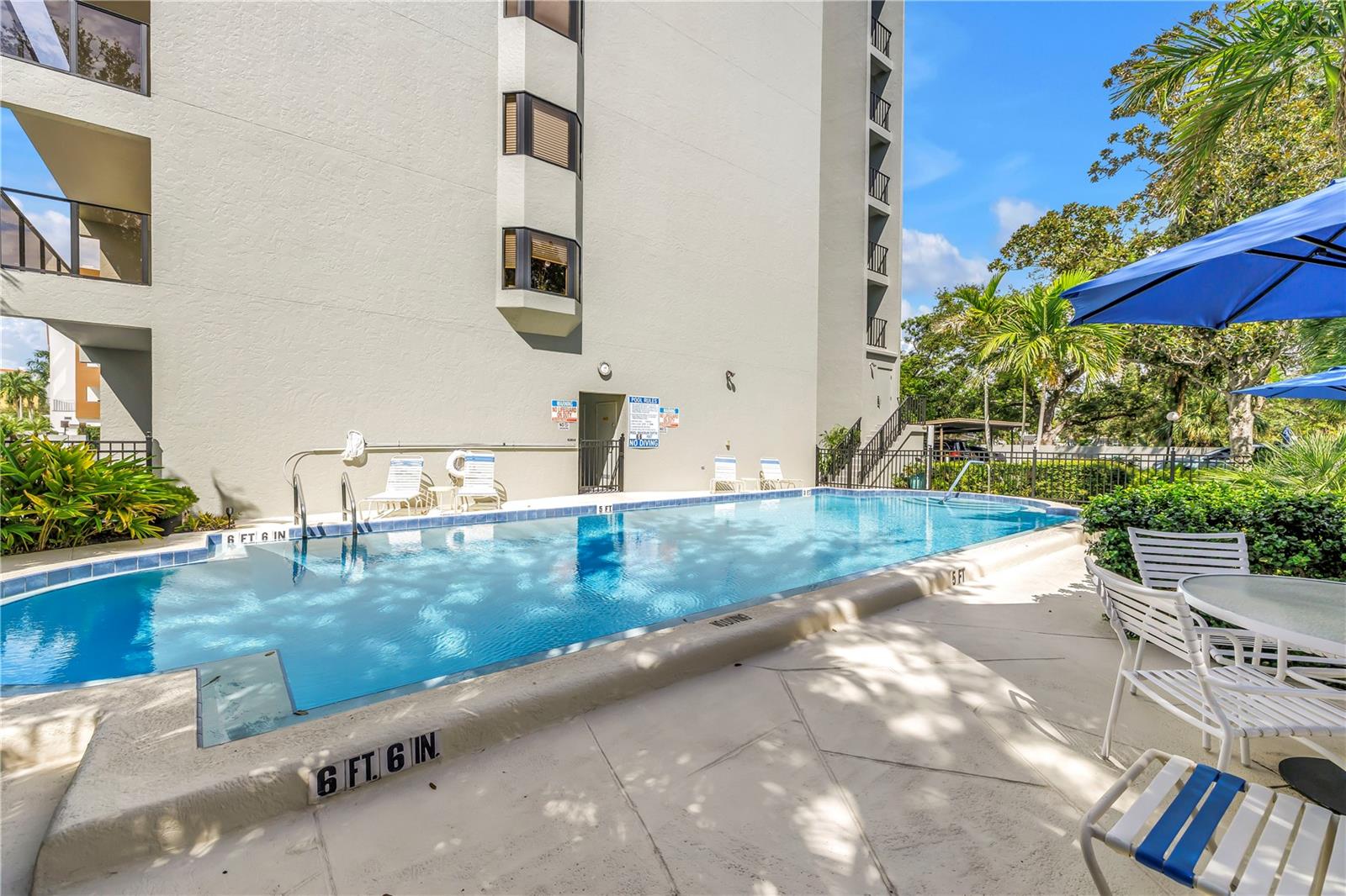 PALM PLACE - Residential