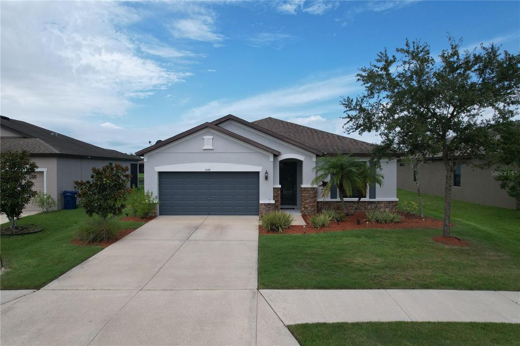 Photo of 5539 107th Terrace E, Parrish, FL 34219 (MLS # A4664493)