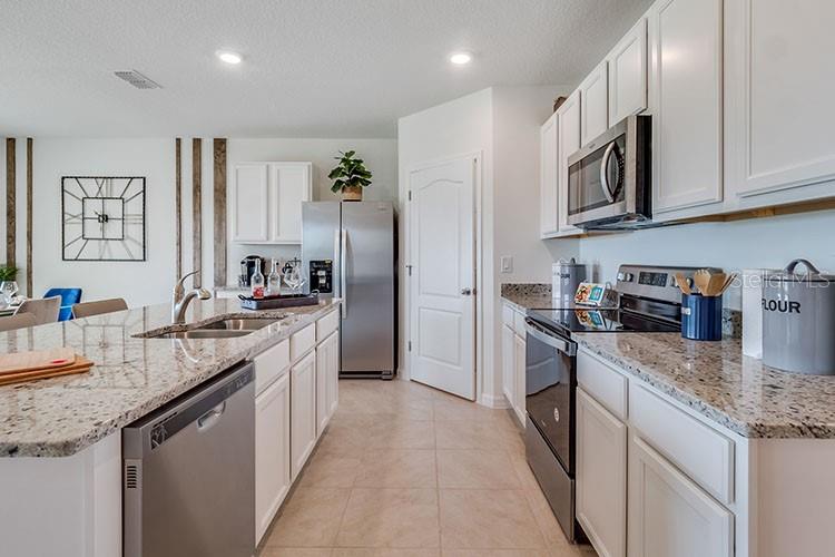 HARMONY WEST - Residential