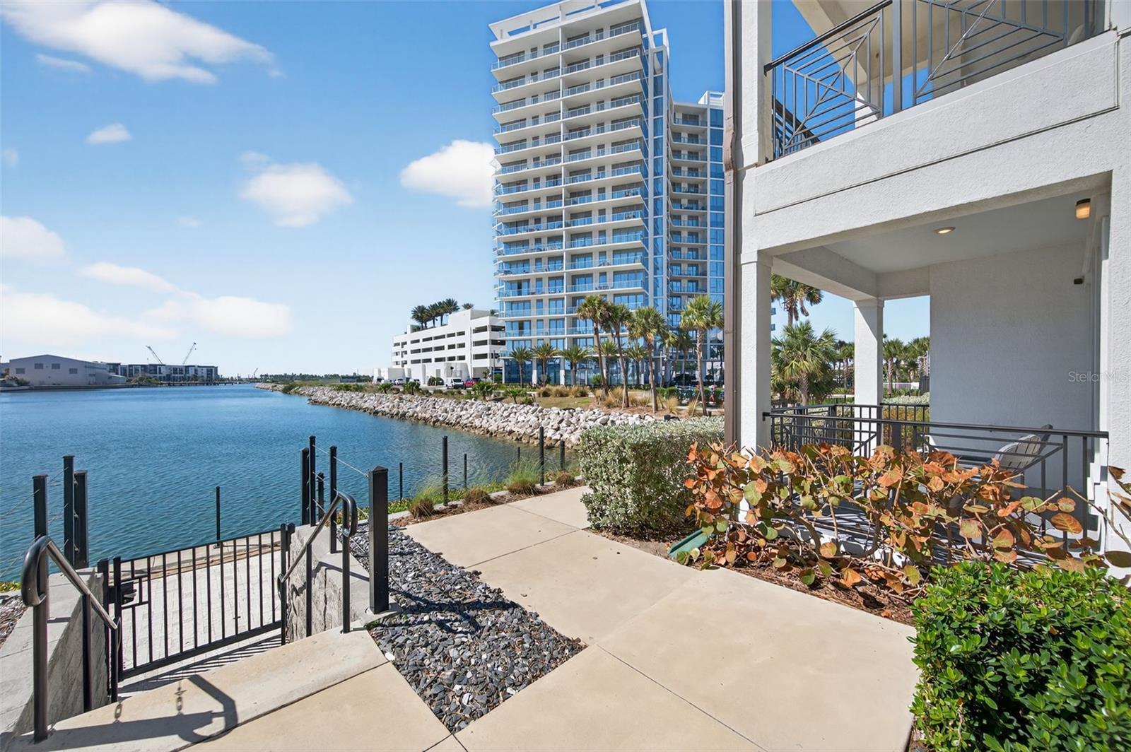 5351 BRIDGE STREET 20