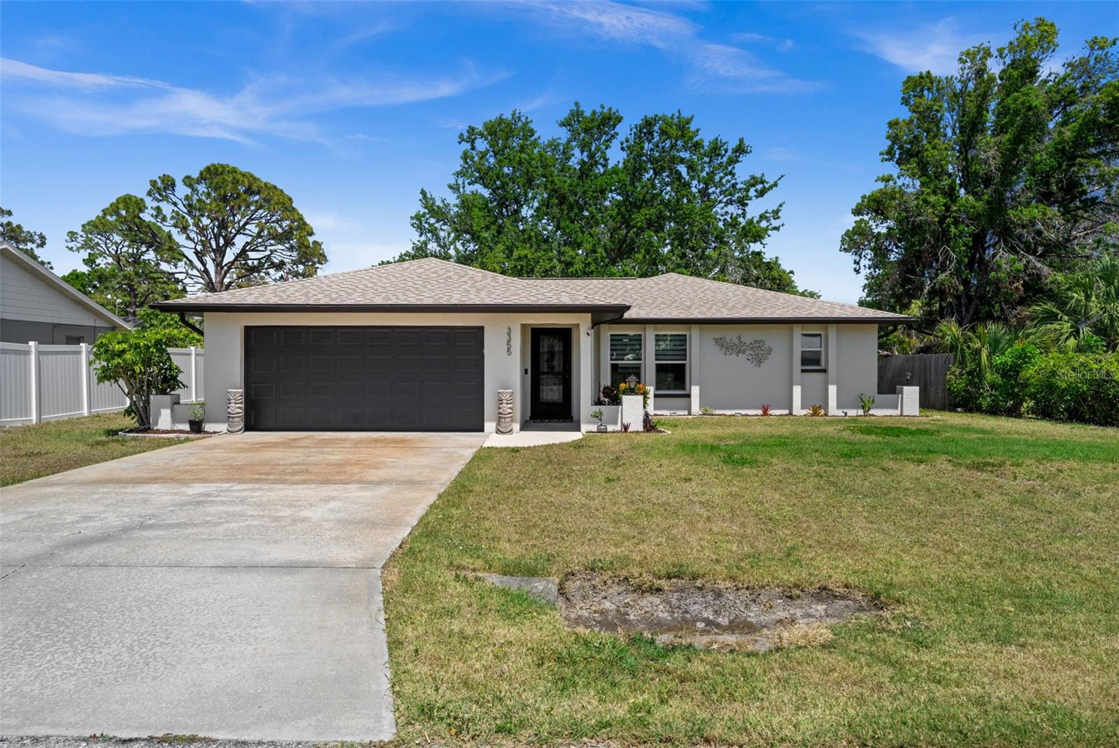 3355 ROSLYN ROAD