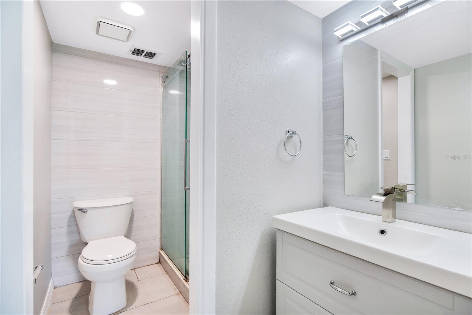 LAKE LOTUS CLUB 5 A CONDO REP - Residential